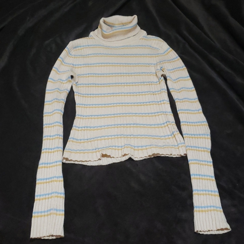 Turtle neck crop top long sleeve shirt